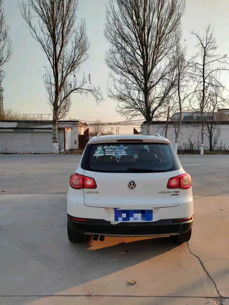 保定13年大众途观9