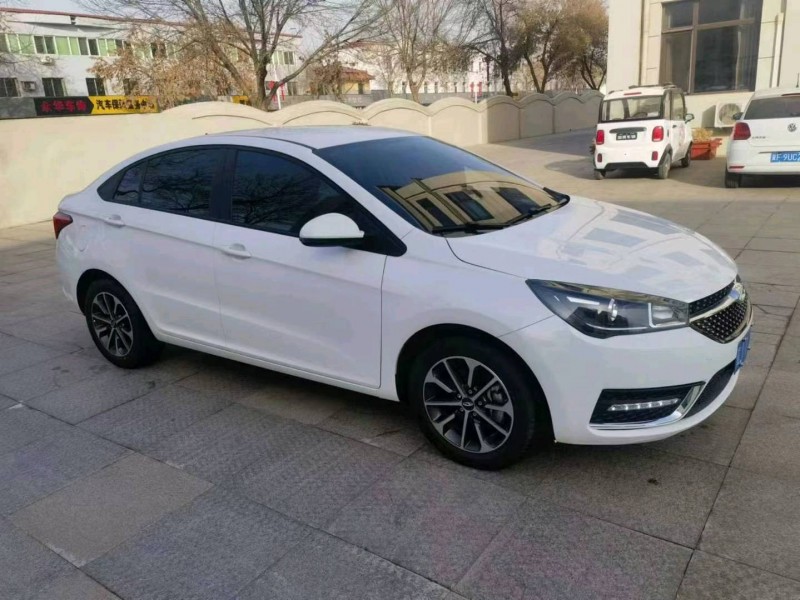 保定23年奇瑞艾瑞泽53