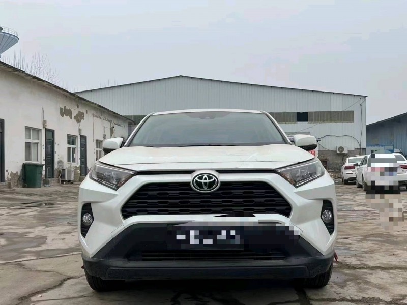 鄭州22年豐田RAV4榮放1