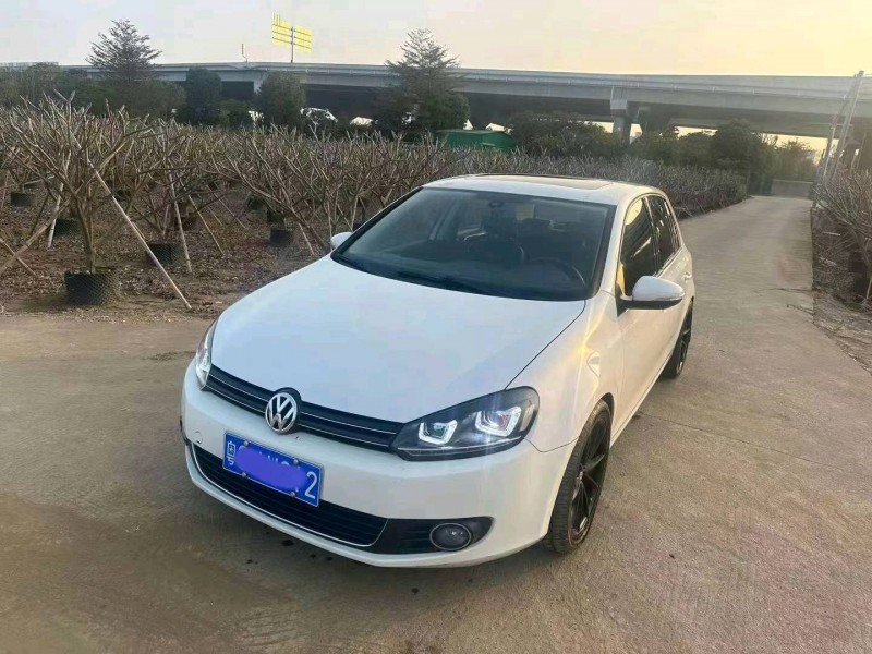 珠海13年大众高尔夫4