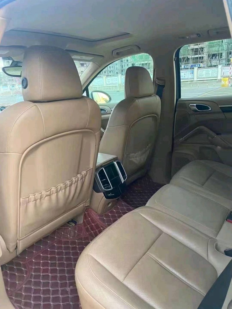 邯郸12年保时捷卡宴7