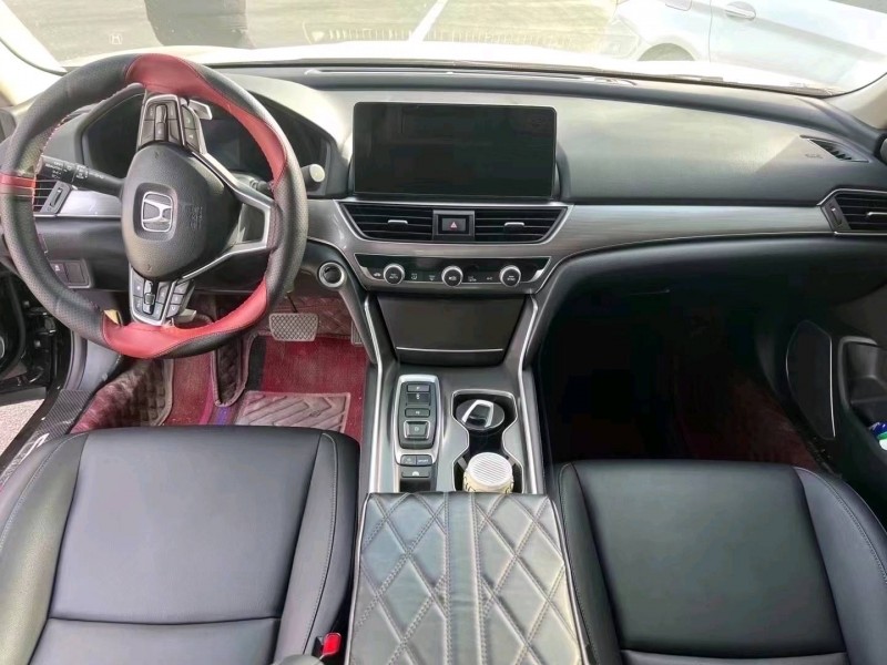 菏泽22年本田雅阁4