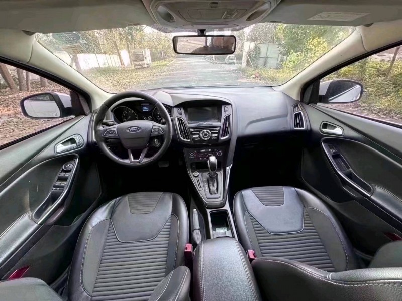 菏泽17年福特福克斯6