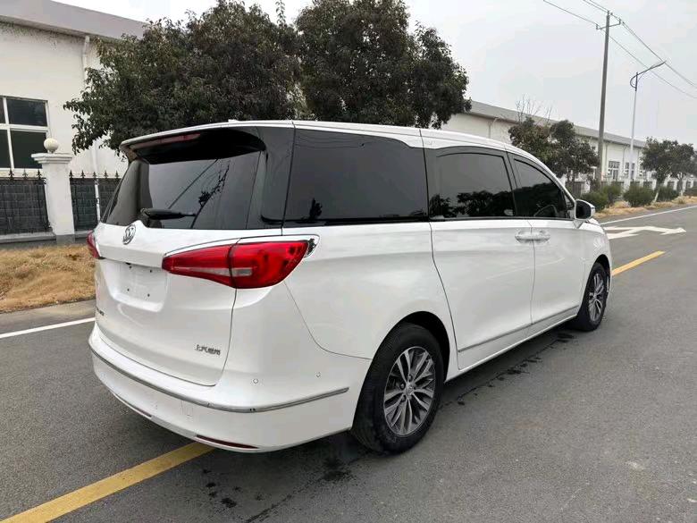 盐城21年别克GL85