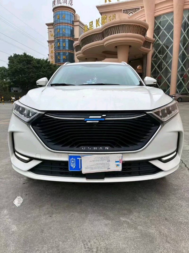 广州21年长安汽车欧尚1