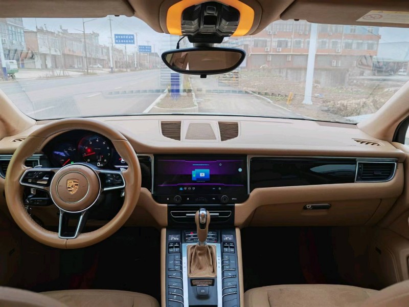蚌埠15年保時捷Macan6
