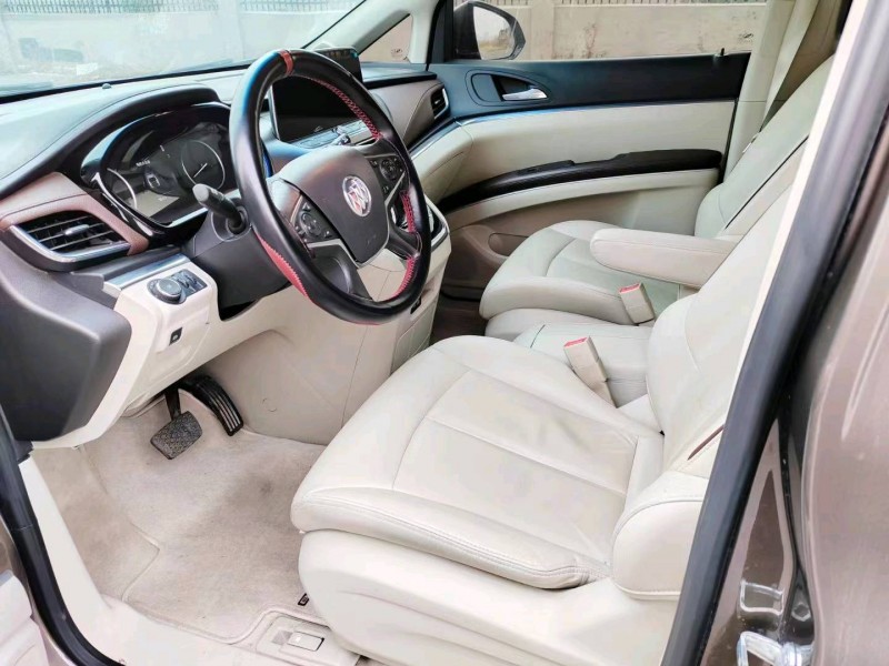 苏州21年别克GL87