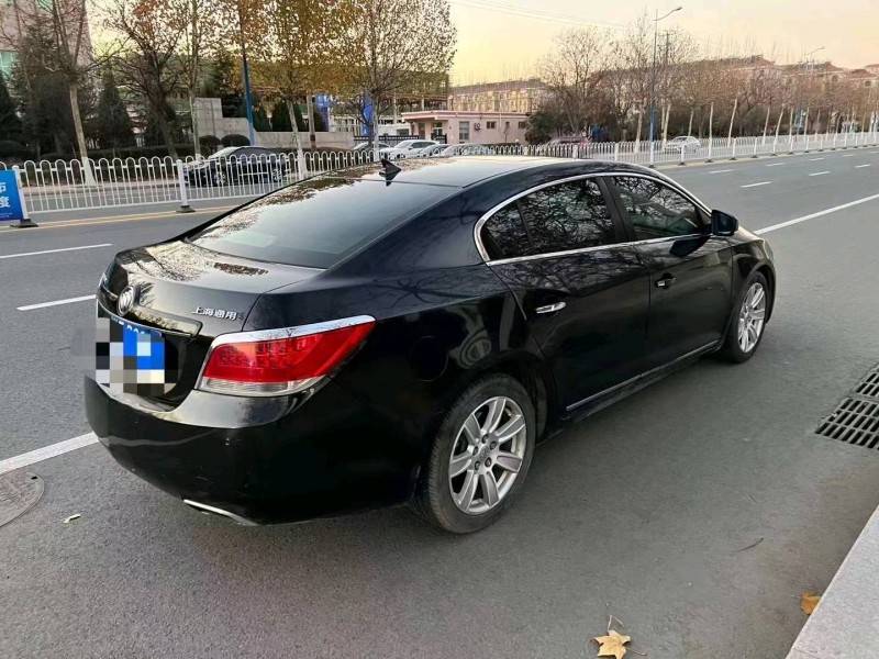 淄博11年别克君越4