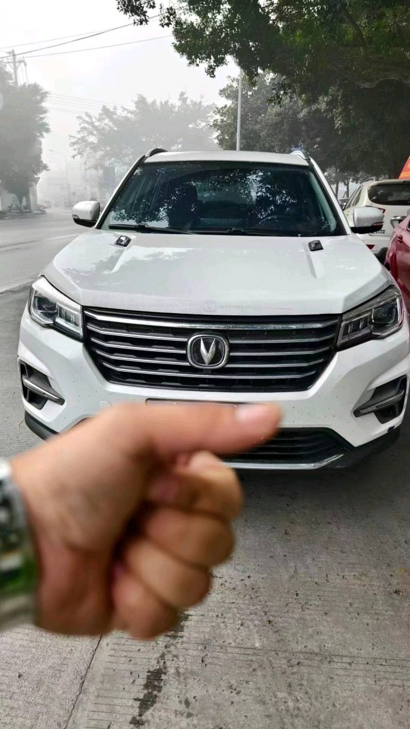 广州20年长安汽车CS751