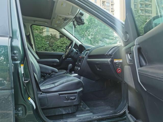 东莞10年路虎神行者8