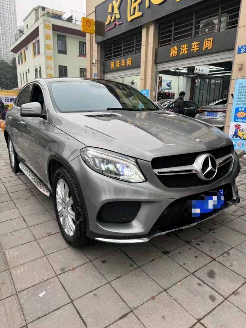 重庆15年奔驰GLE3