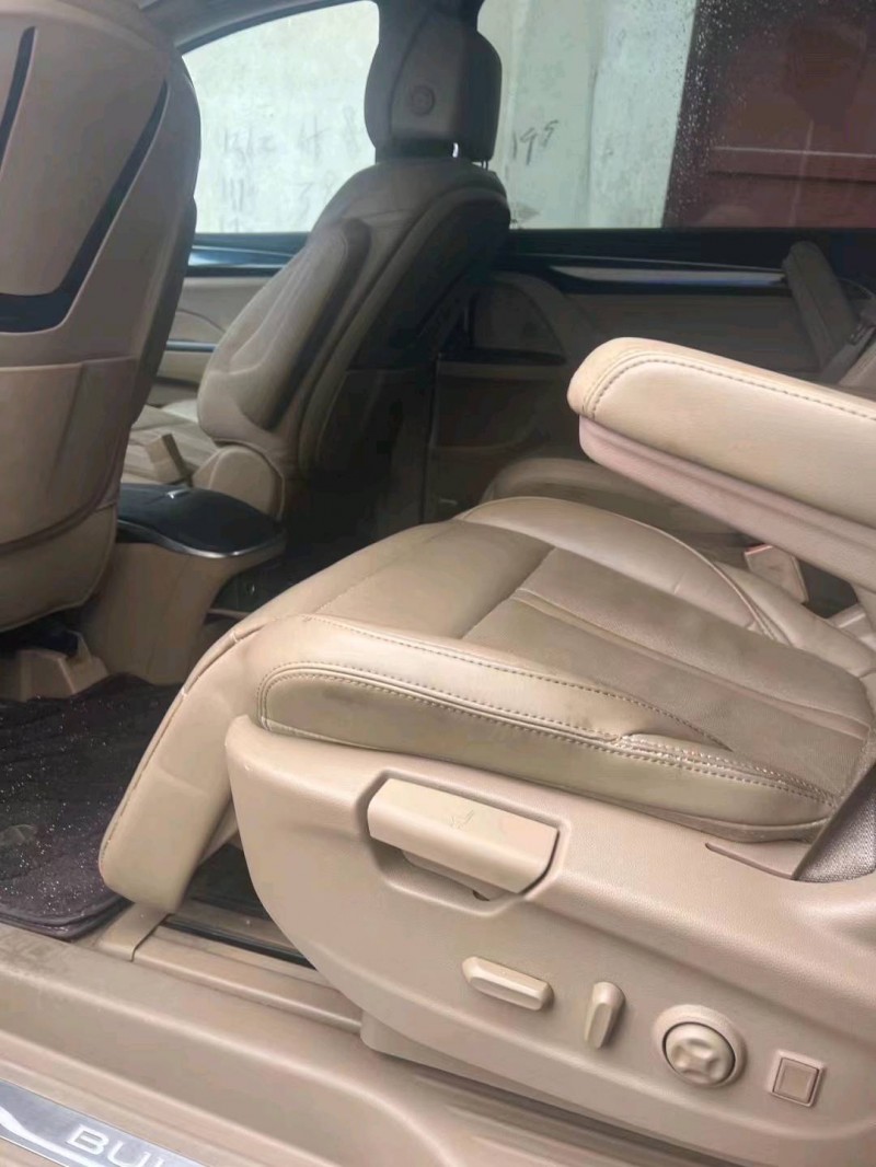 枣庄18年别克GL86