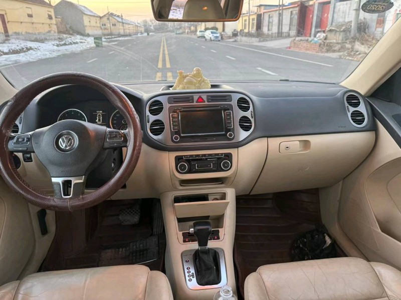 潍坊10年大众途观9