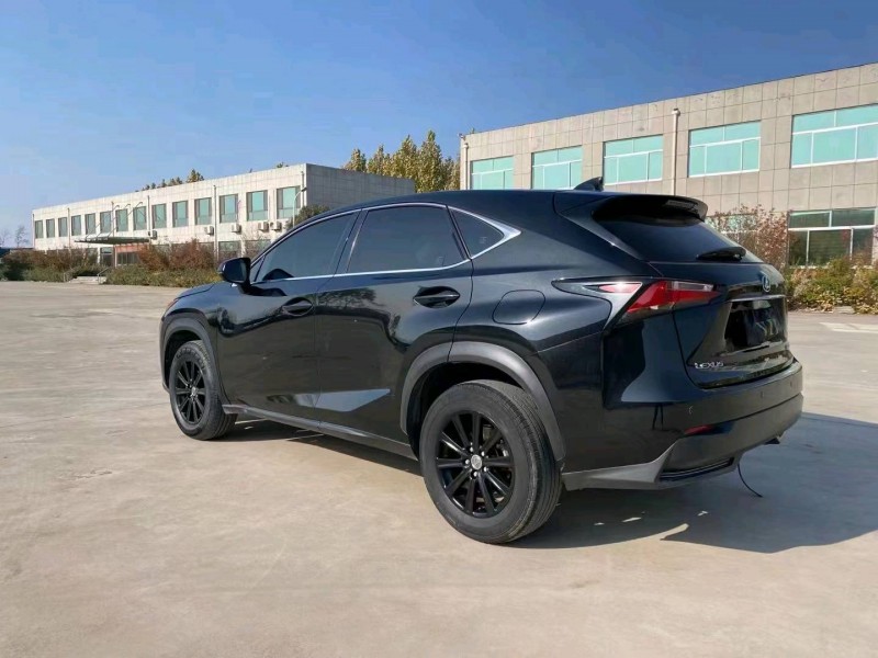 东营15年雷克萨斯NX9