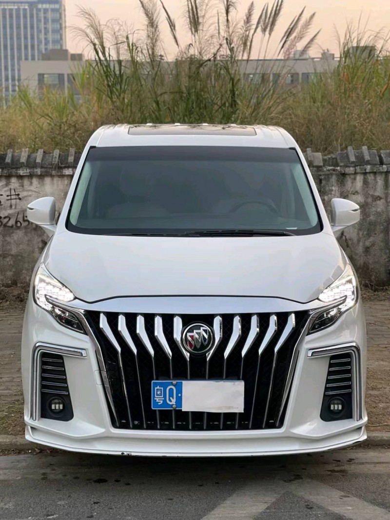 珠海21年别克GL81