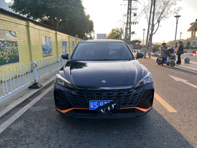 珠海23年东风奕炫1