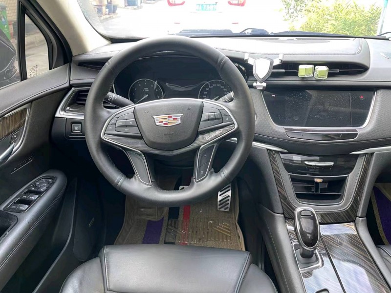 珠海19年凯迪拉克XT58