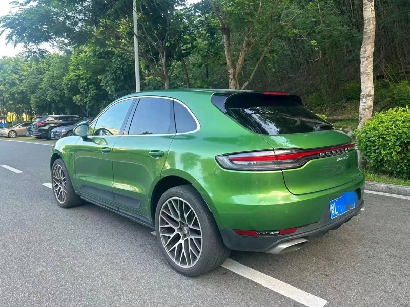 深圳20年保时捷Macan5