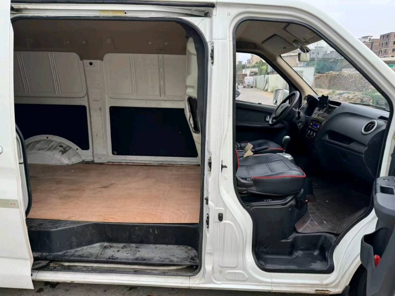 珠海21年长安汽车睿行9