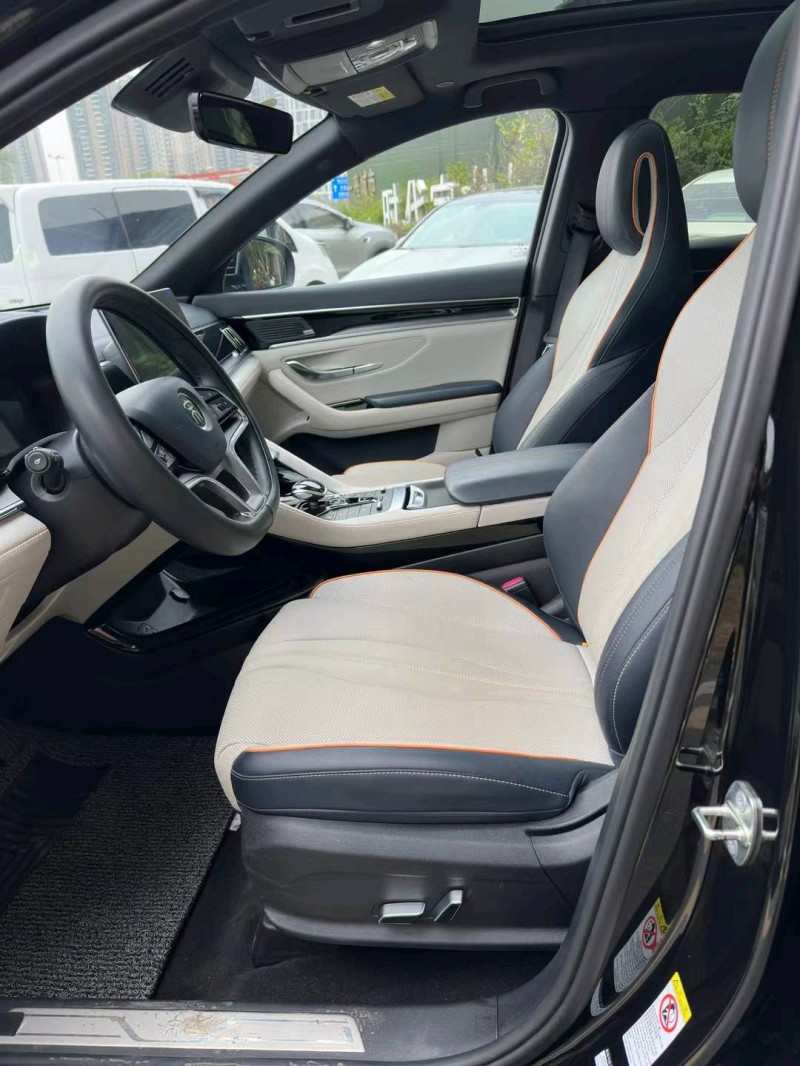 珠海22年比亚迪宋8