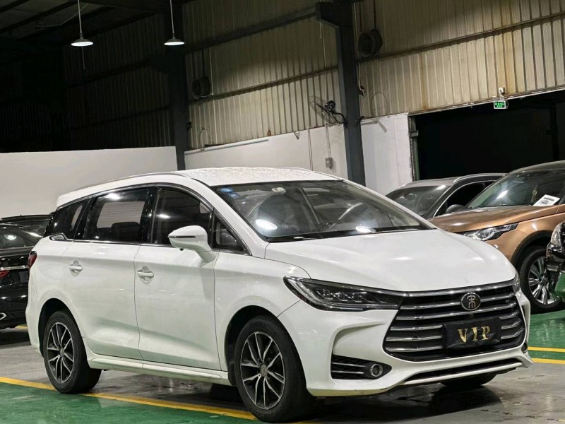 深圳18年比亚迪宋6