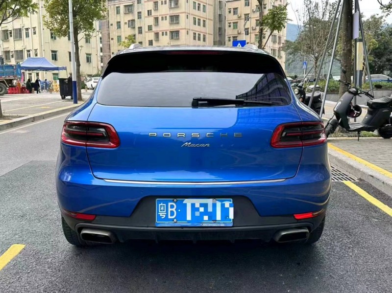 珠海17年保时捷Macan5
