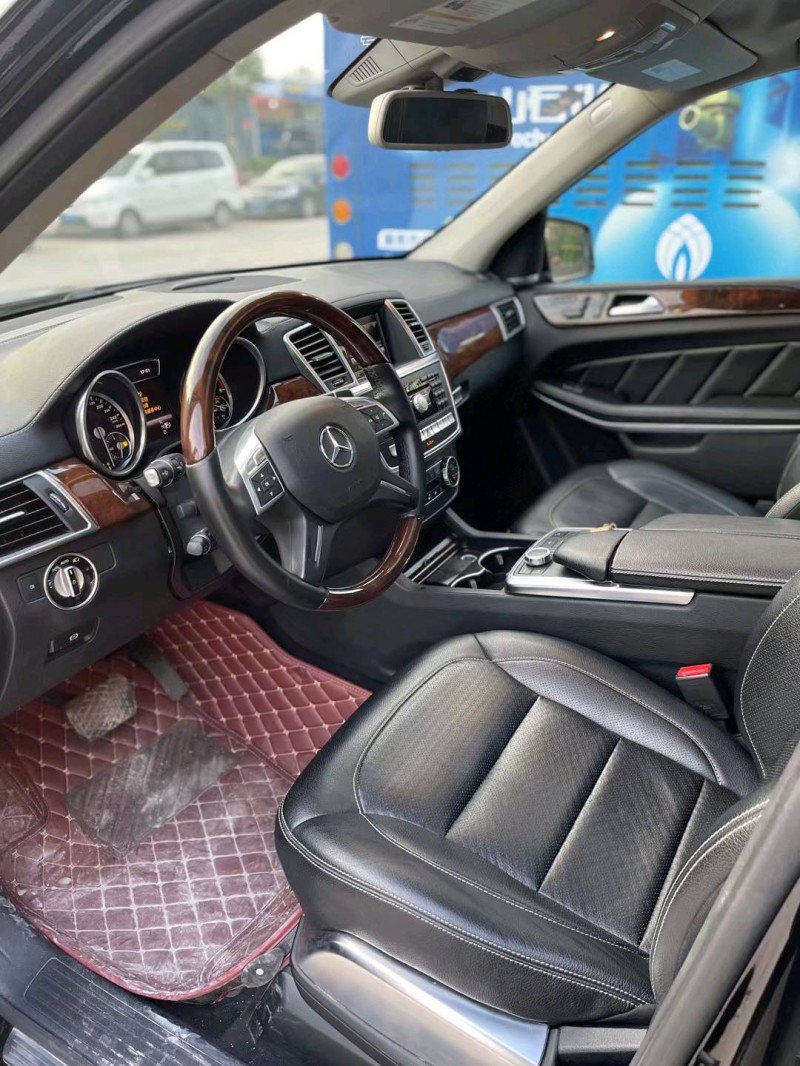 珠海20年奔驰AMG7