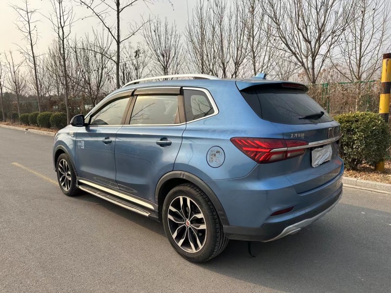 济宁16年荣威RX54