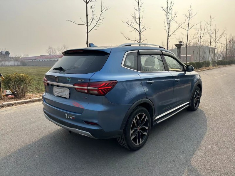 济宁16年荣威RX55