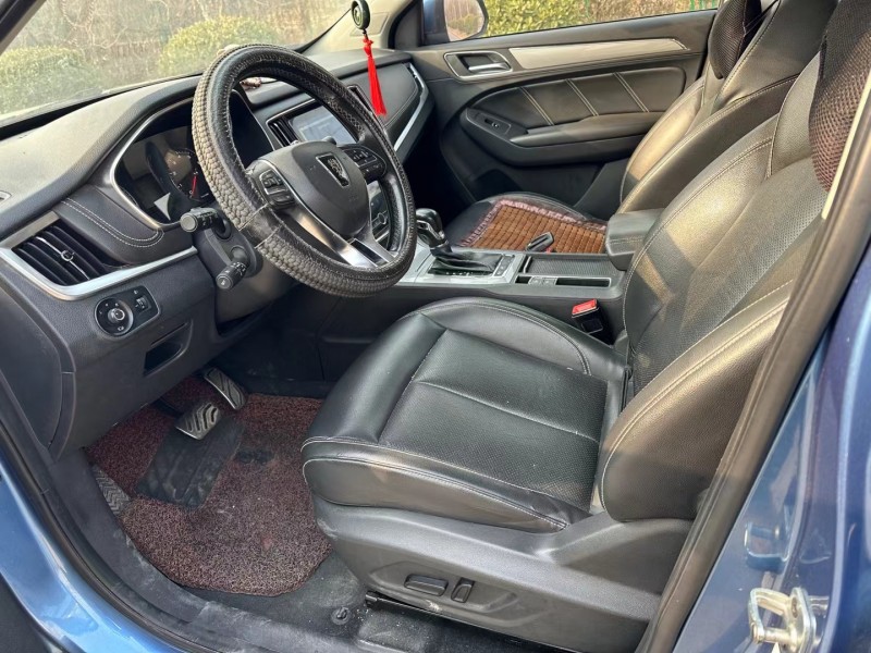 济宁16年荣威RX57