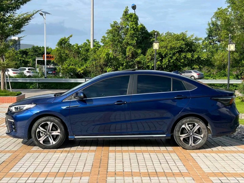 佛山21年奇瑞艾瑞泽52