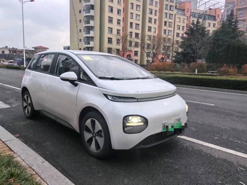 青島23年寶駿云朵2