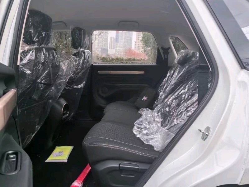 青島23年寶駿云朵4