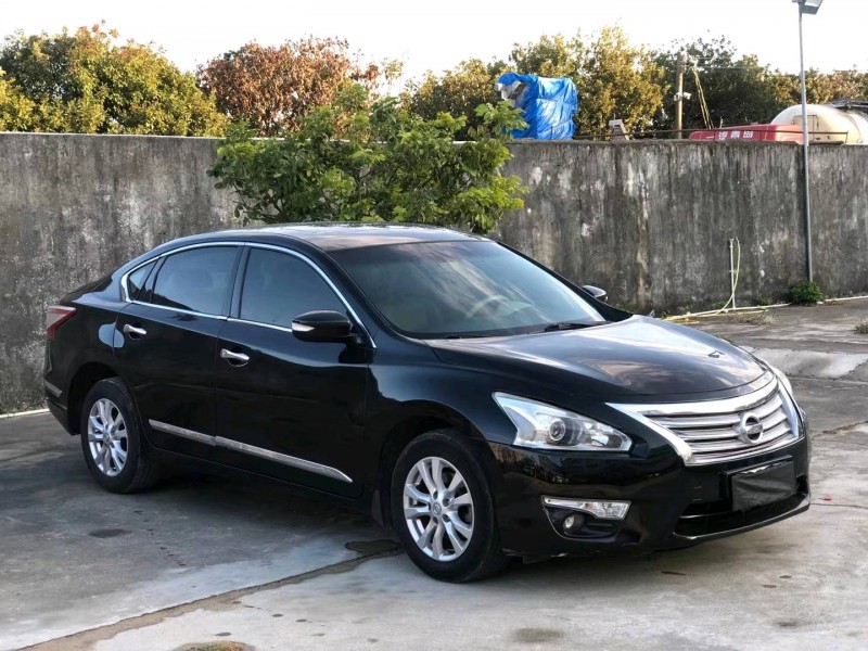 揭陽14年日產天籟3