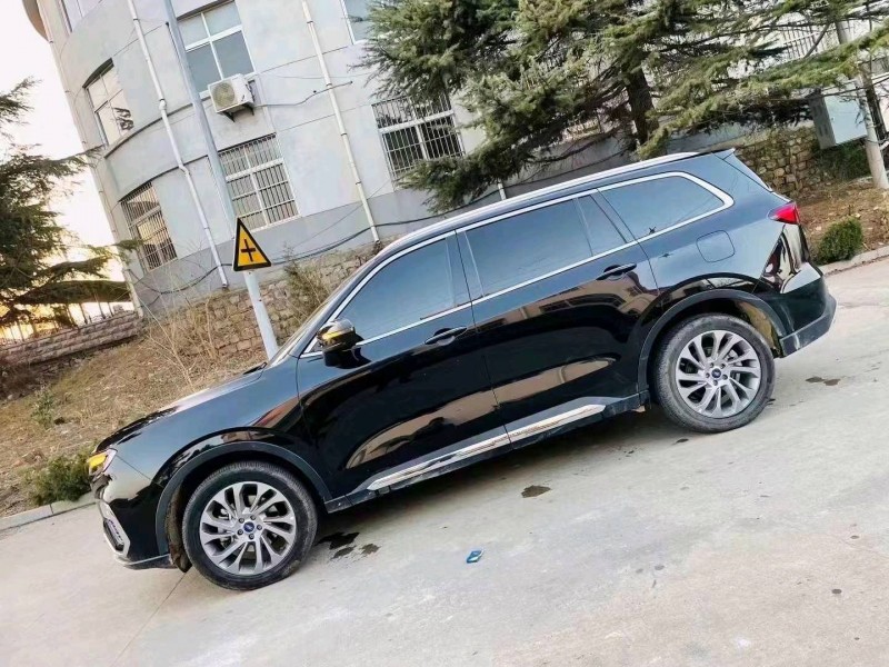 东营23年福特领裕3