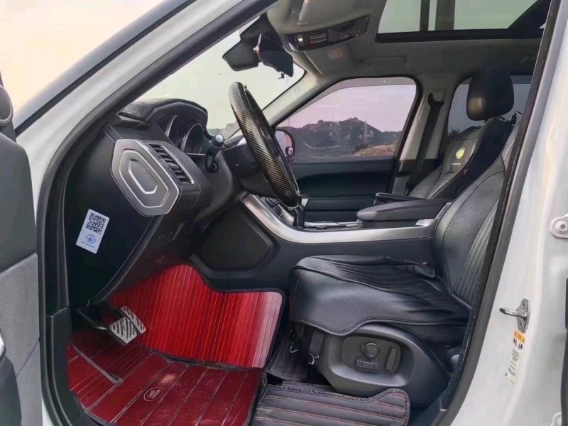 青岛17年路虎揽胜运动4