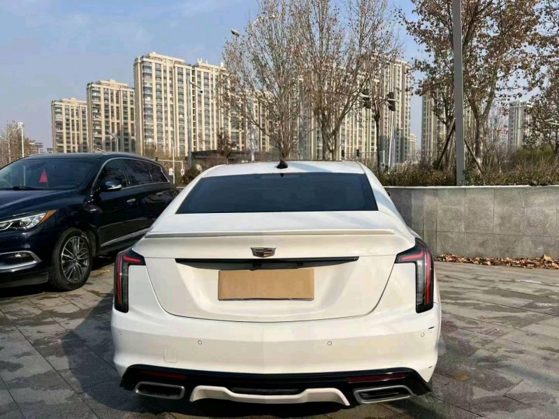淄博20年凯迪拉克CT52