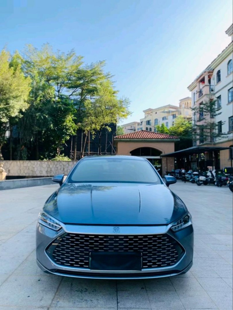 东莞21年比亚迪秦1