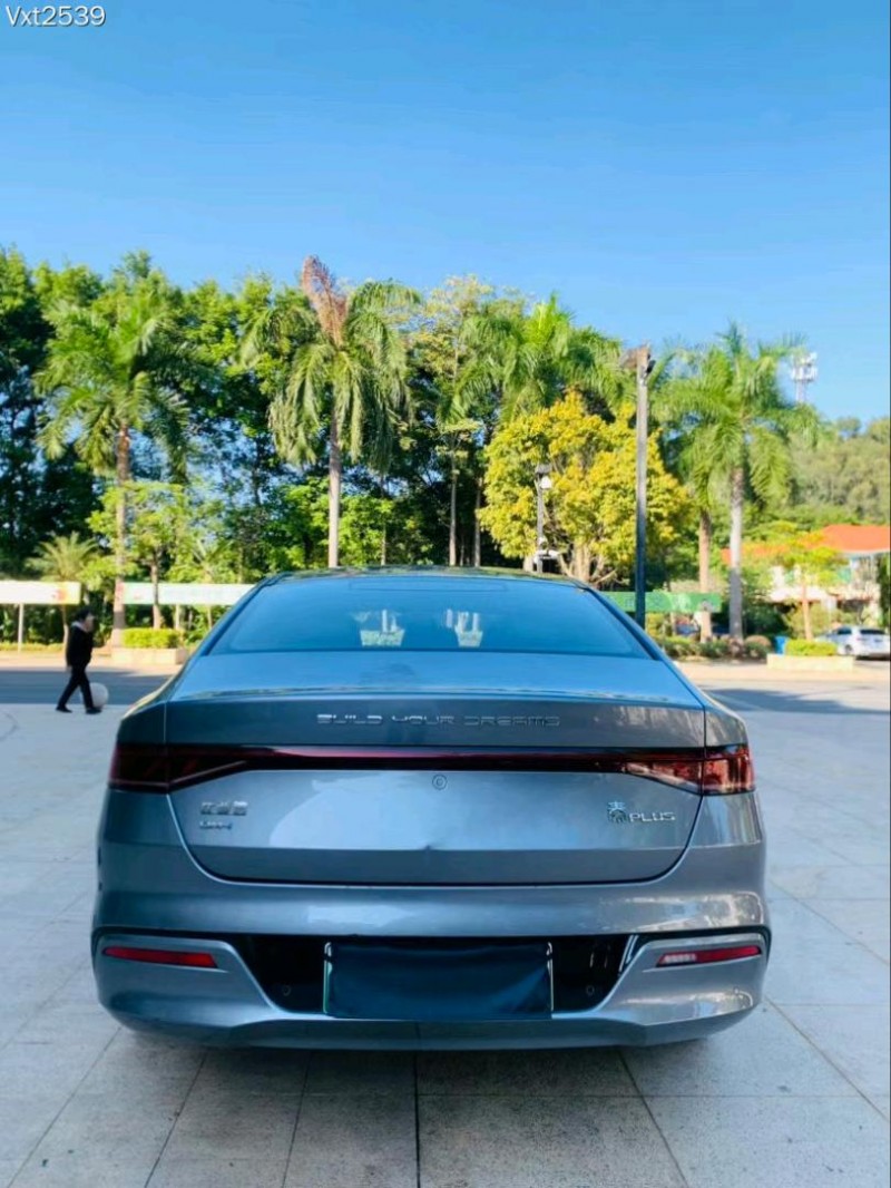 东莞21年比亚迪秦9