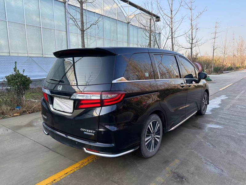 济宁21年本田奥德赛5