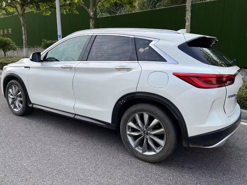武漢20年英菲尼迪QX503