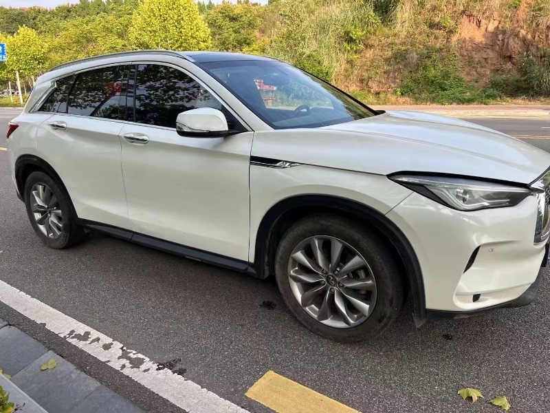 武漢20年英菲尼迪QX504