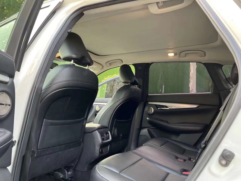 武漢20年英菲尼迪QX507