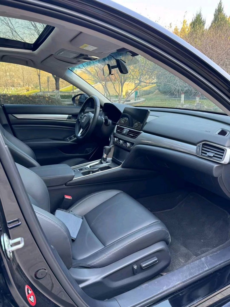 邢台23年本田雅阁7