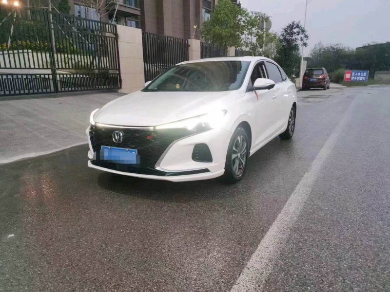 重庆21年长安汽车逸动4