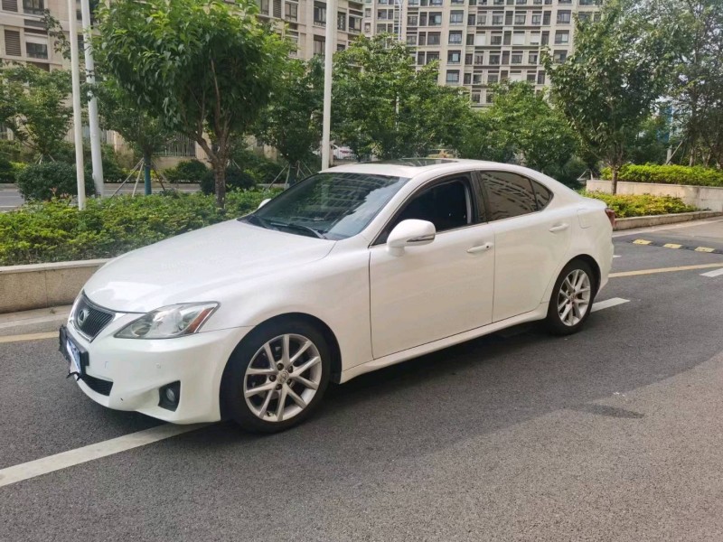 徐州11年雷克萨斯LS3