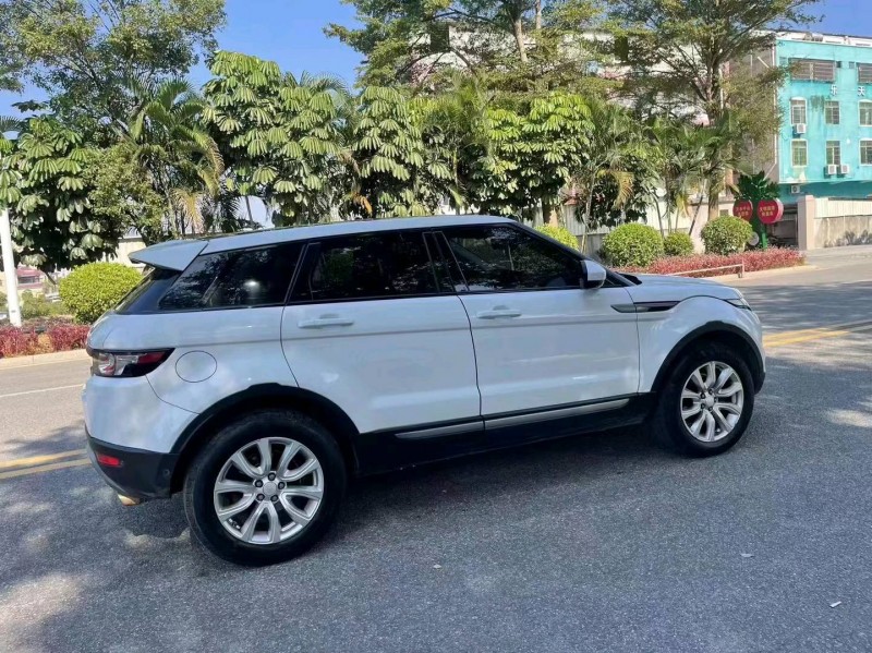 珠海14年路虎极光5