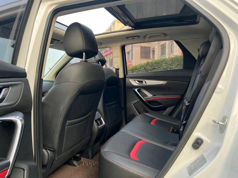 重庆20年长安汽车CS558