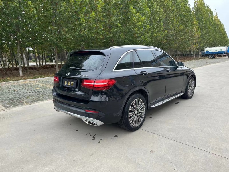 济宁17年奔驰GLC4