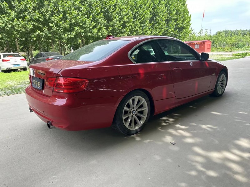 济宁13年宝马3系4